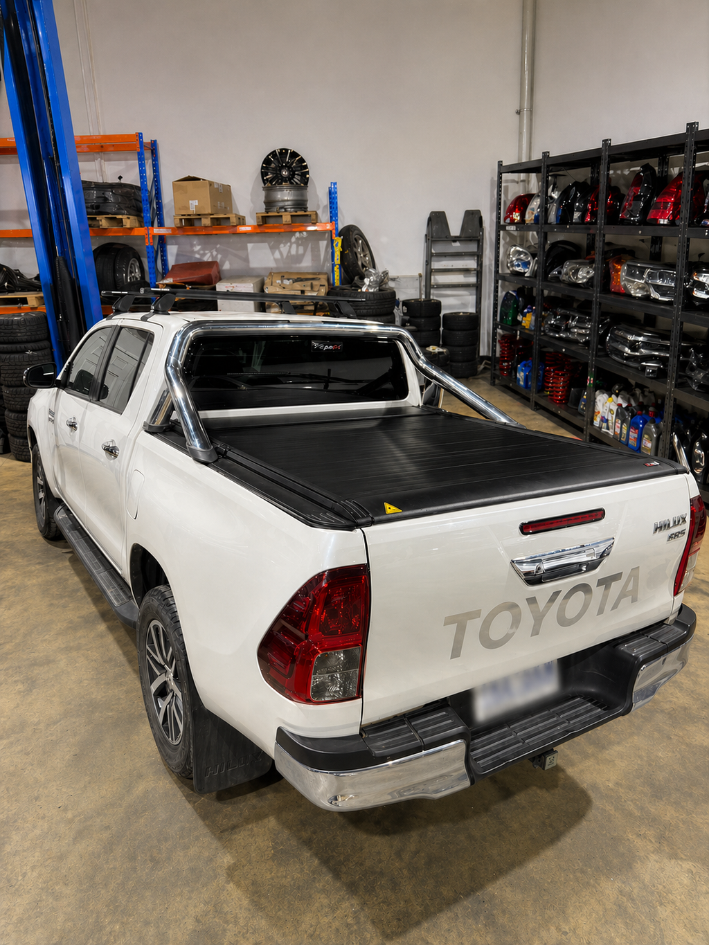 Toyota Hilux 2018+ Electric Roller Cover