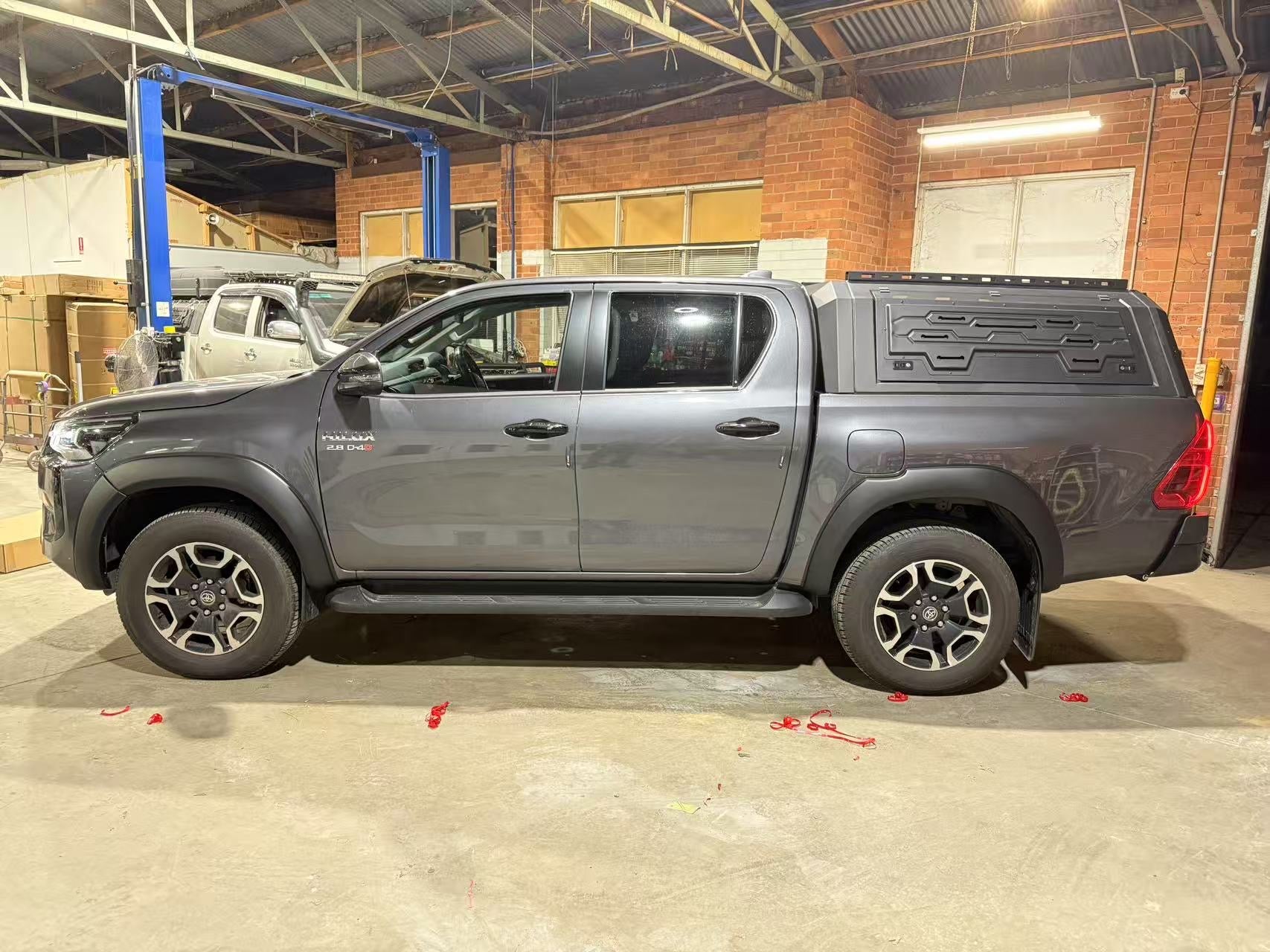 Heavy-duty Aluminum Canopy for Toyota Hilux (2018--2026)