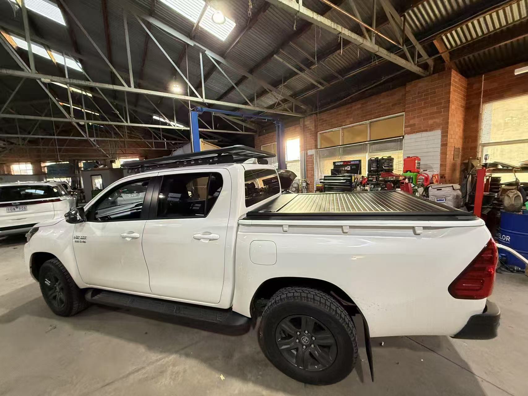 Electric Roller Cover & Roof Platform for Toyota Hilux（2018+）