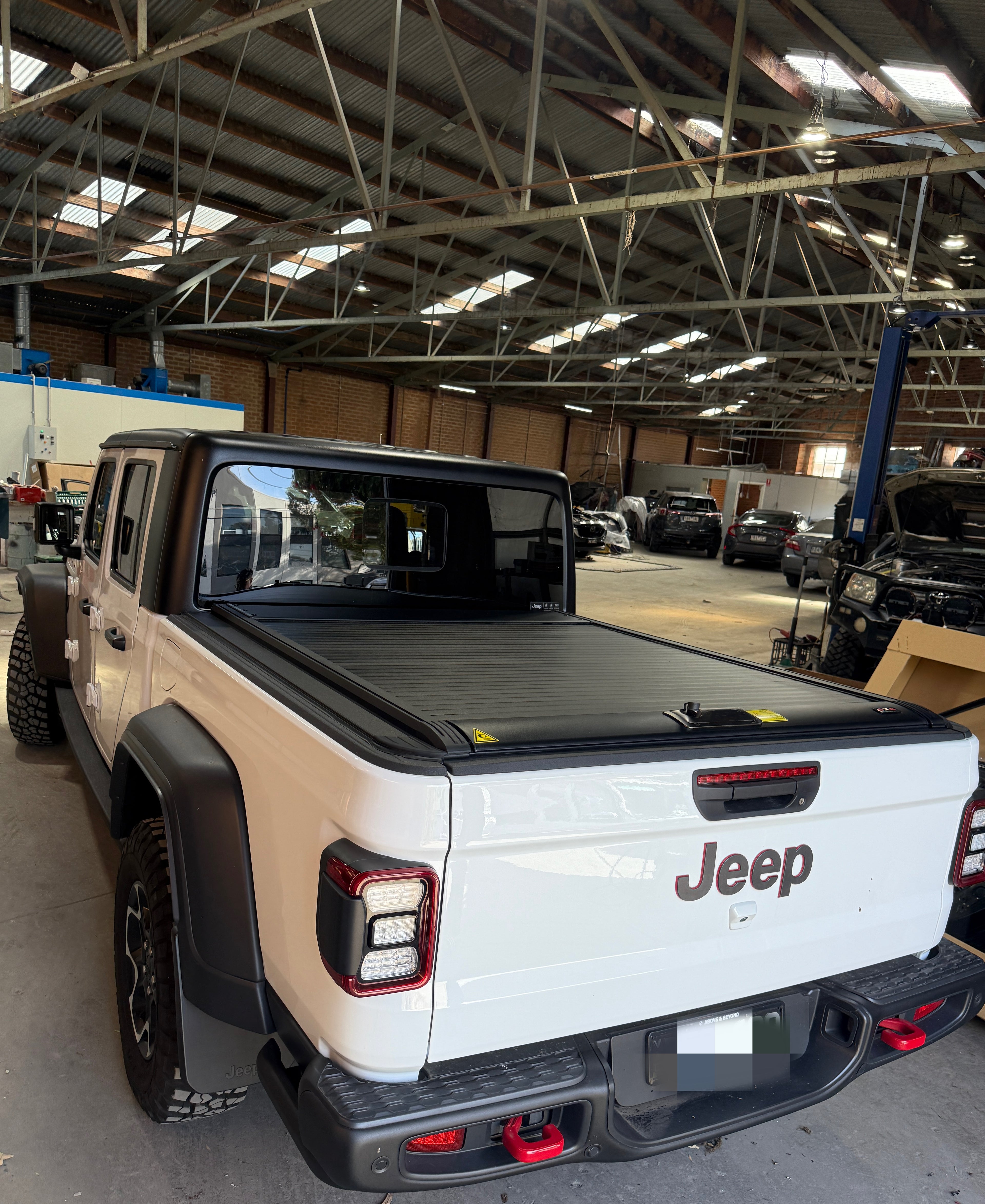 Manual Roller Cover for Jeep JT 2019--2026